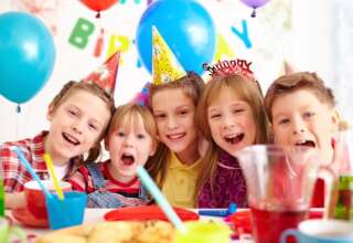 Cum sa organizezi o petrecere de neuitat pentru copilul tau: 5 idei creative si distractive
